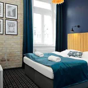 Otel Giselle Vintage Doubles - Adults Only