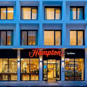 Otel Hampton By Hilton Centre