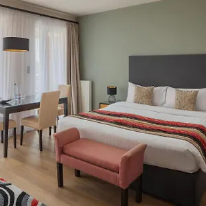 Отель Escala &