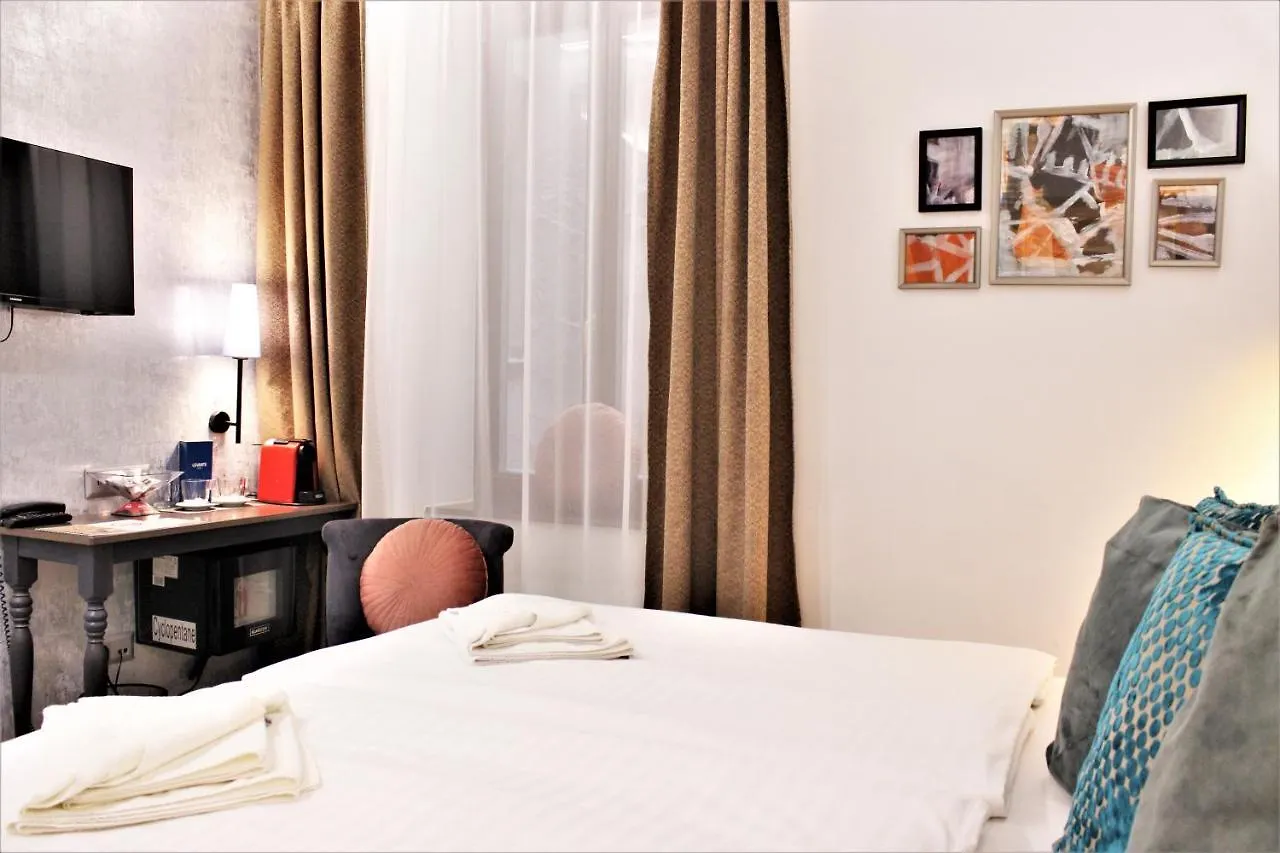 Hotel Memories Budapest 4*,