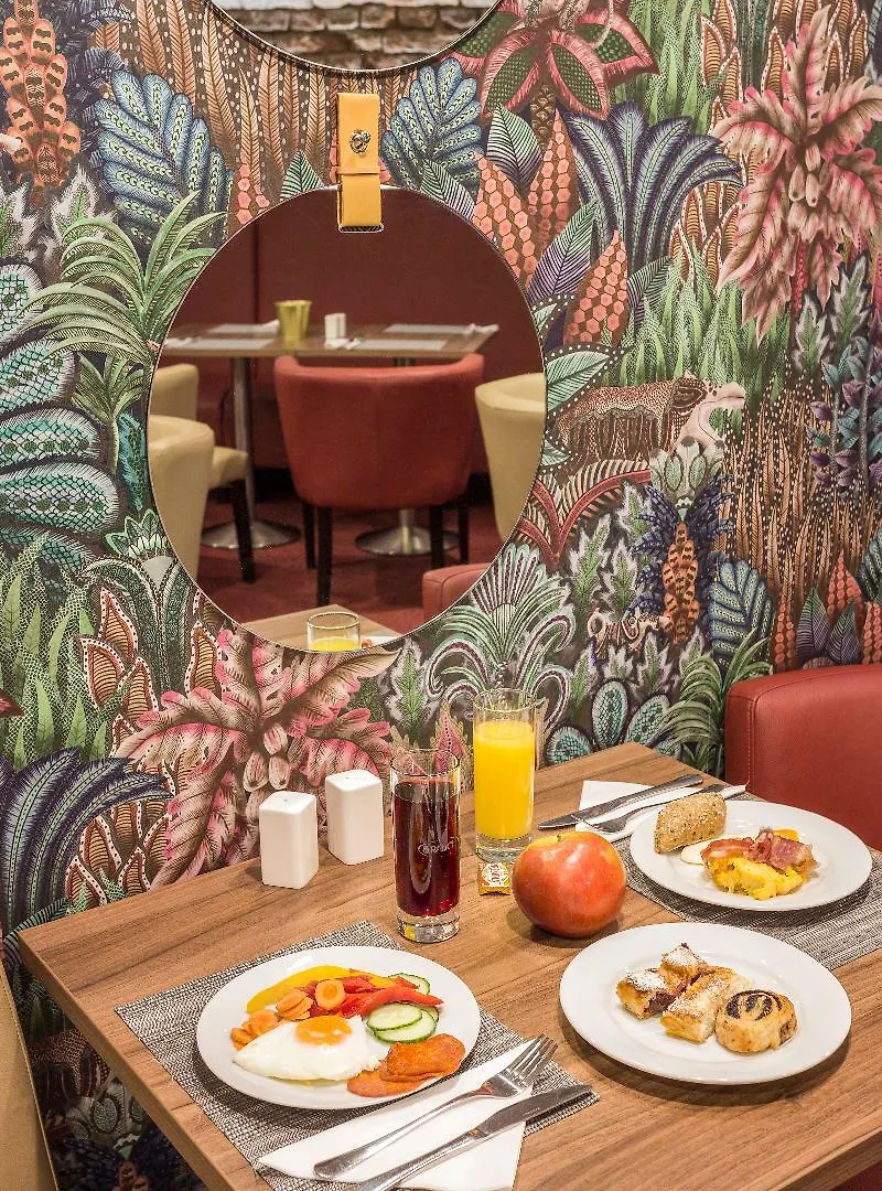****  Hotel Memories Budapest Ungern